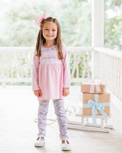 Load image into Gallery viewer, Preorder Jellybean Frosty Friends Ruffle Pants Set (ETA: October)